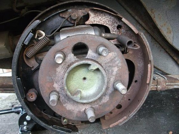 Rear right with correct spring hole (Small).JPG